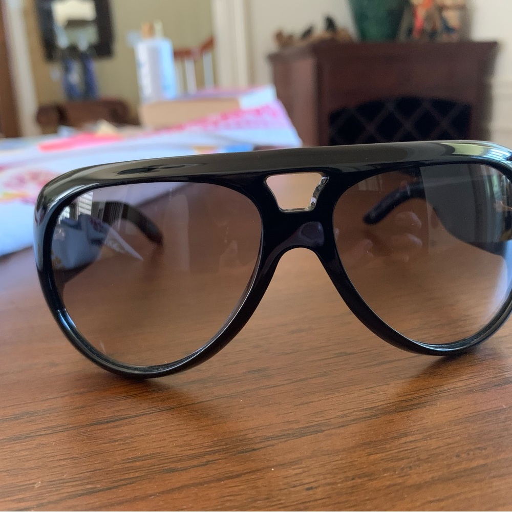 GUCCI VINTAGE 2000'S STUDDED SHEILD SUNGLASSES